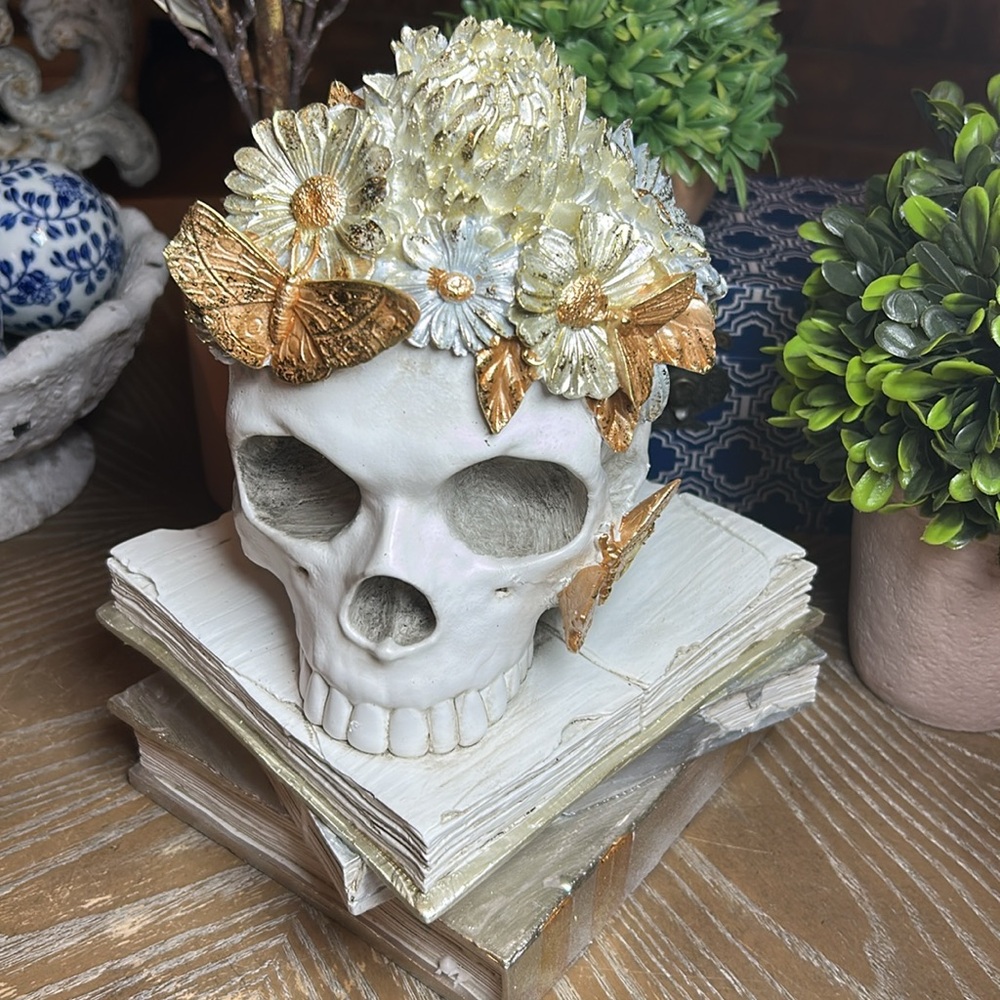 NEW! Vintage Inspired Skull Floral & Butterfly Halloween Ceramic Book Stack